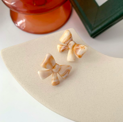 Cream Tiny Bow Earrings