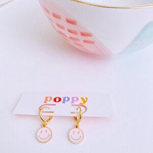 Pink Happy Huggies